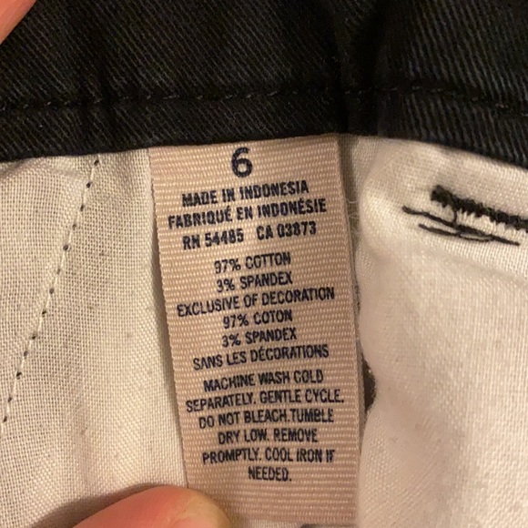 American Eagle Outfitters Black Stretch Shorts - Picture 4 of 4